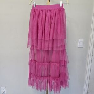 Sincerely Jules Vibrant Pink High-Low Skirt w/built in shorts‎